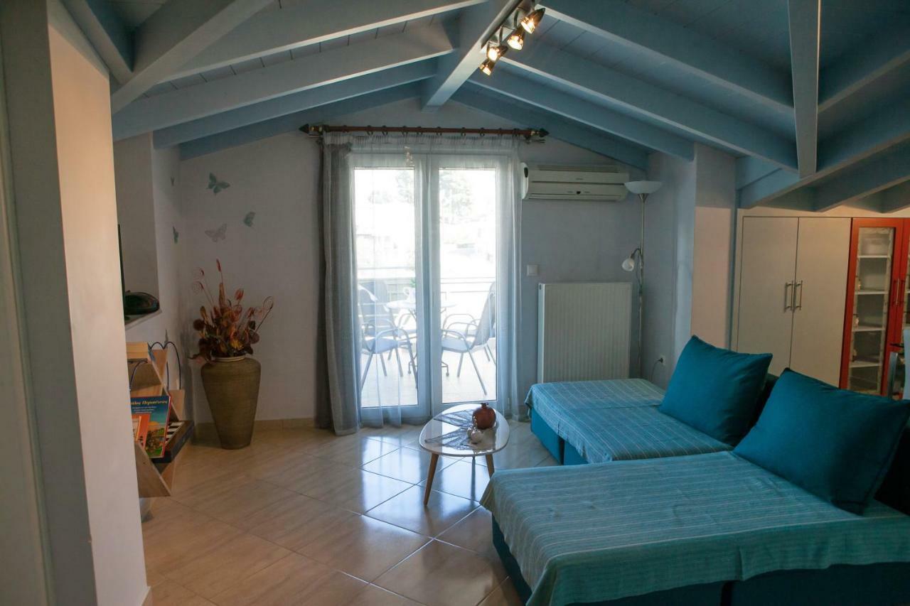 Blue Sky Apartment
